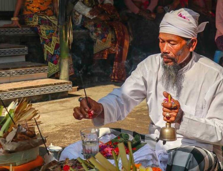 5-Day-Ea-Pray-Love-Yoga-Authentic-Balinese-Spiritual-Cultural-Retreat-Bali