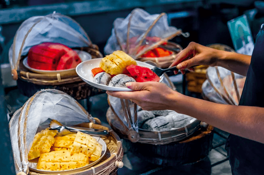 Plant-based detox meals at a 22-day vegan wellness retreat in Koh Phangan