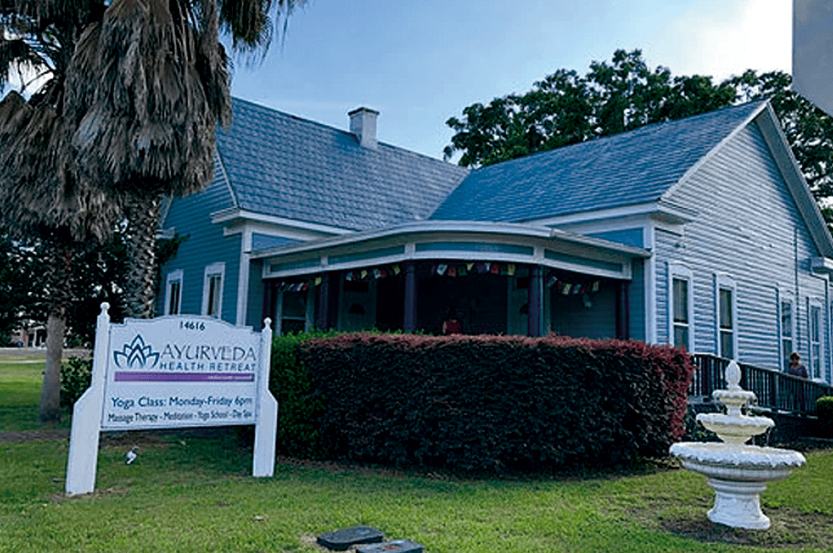 Panchakarma Ayurvedic therapy session during a Florida retreat